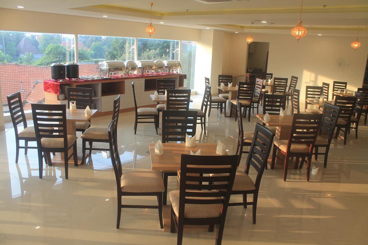 Hotel Namira Syariah 3*